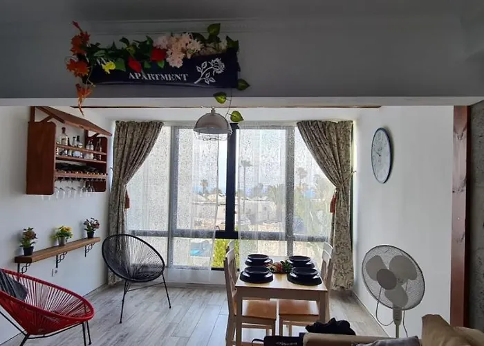 Playa Roca * Costa Teguise